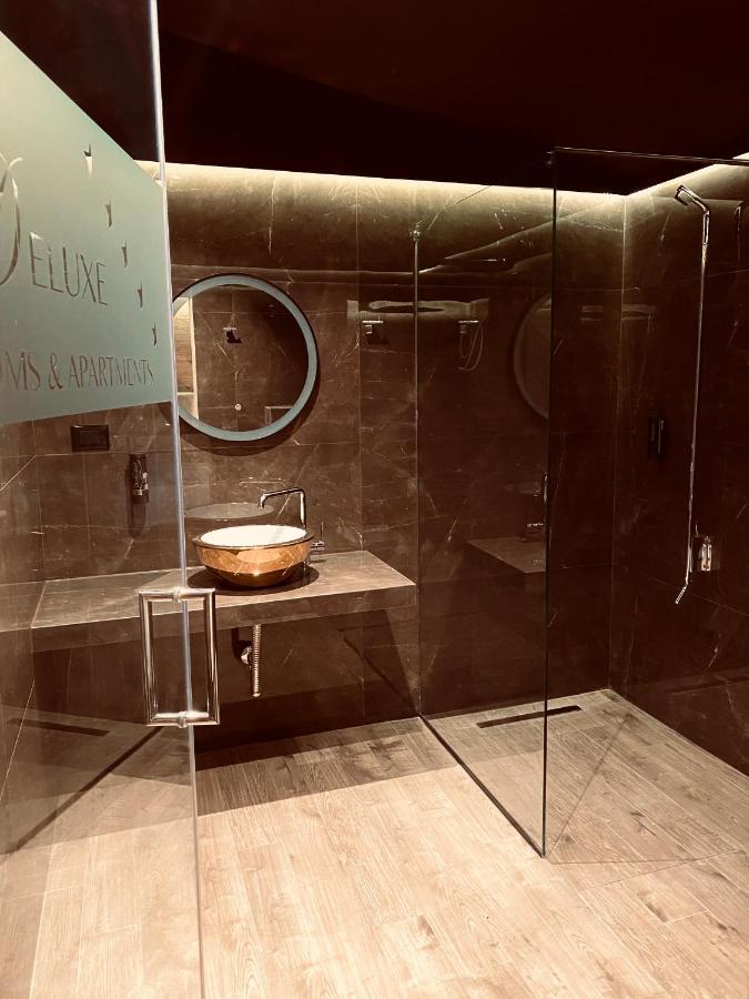 Deluxe Rooms In Blloku Area Tiran Dış mekan fotoğraf