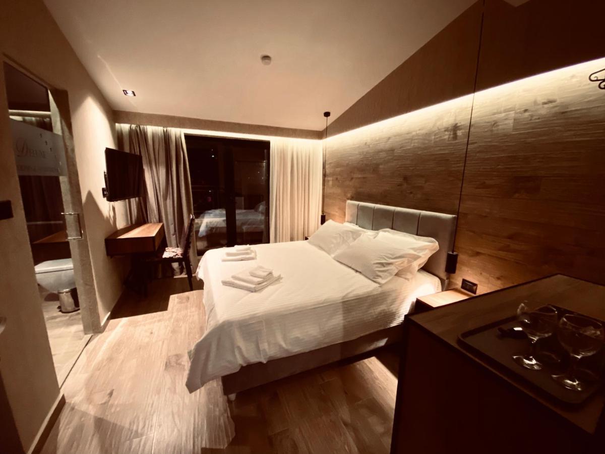 Deluxe Rooms In Blloku Area Tiran Dış mekan fotoğraf